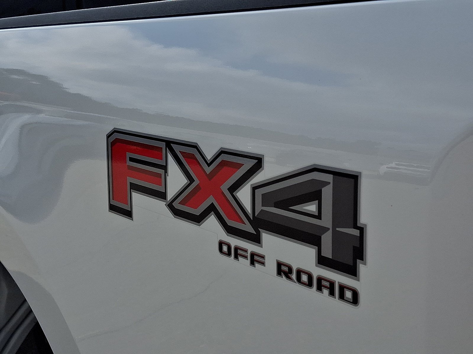 Certified 2024 Ford F250 Lariat w/ Lariat Ultimate Package AWD/4WD image 30