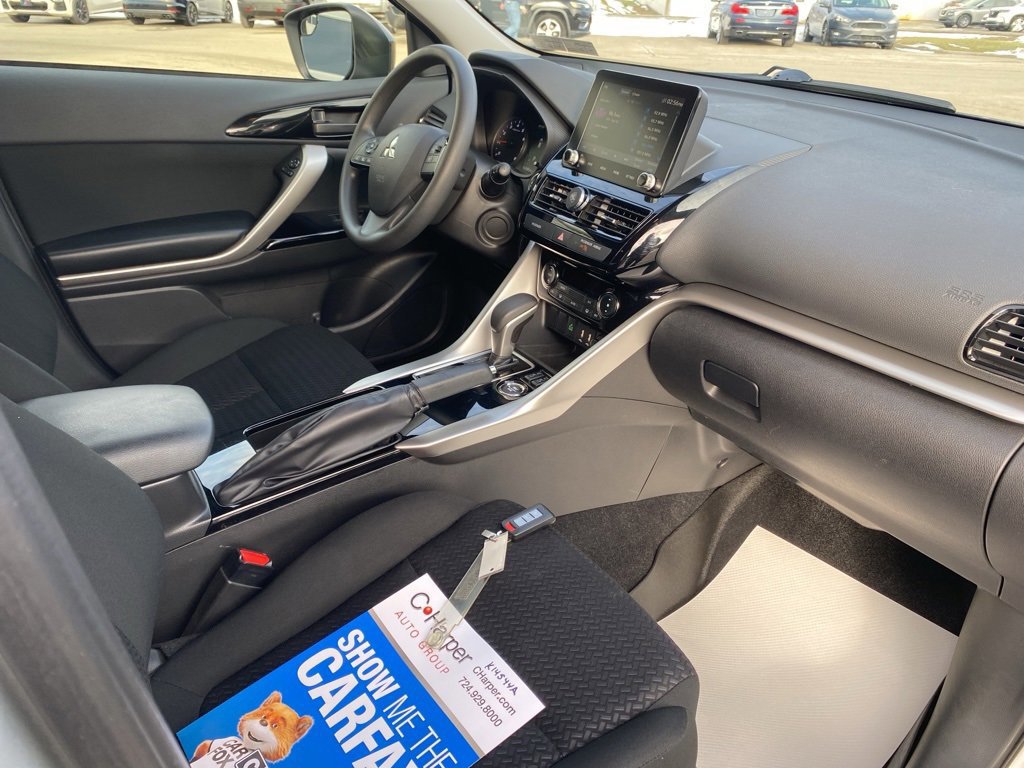 Used 2024 Mitsubishi Eclipse Cross LE image 10