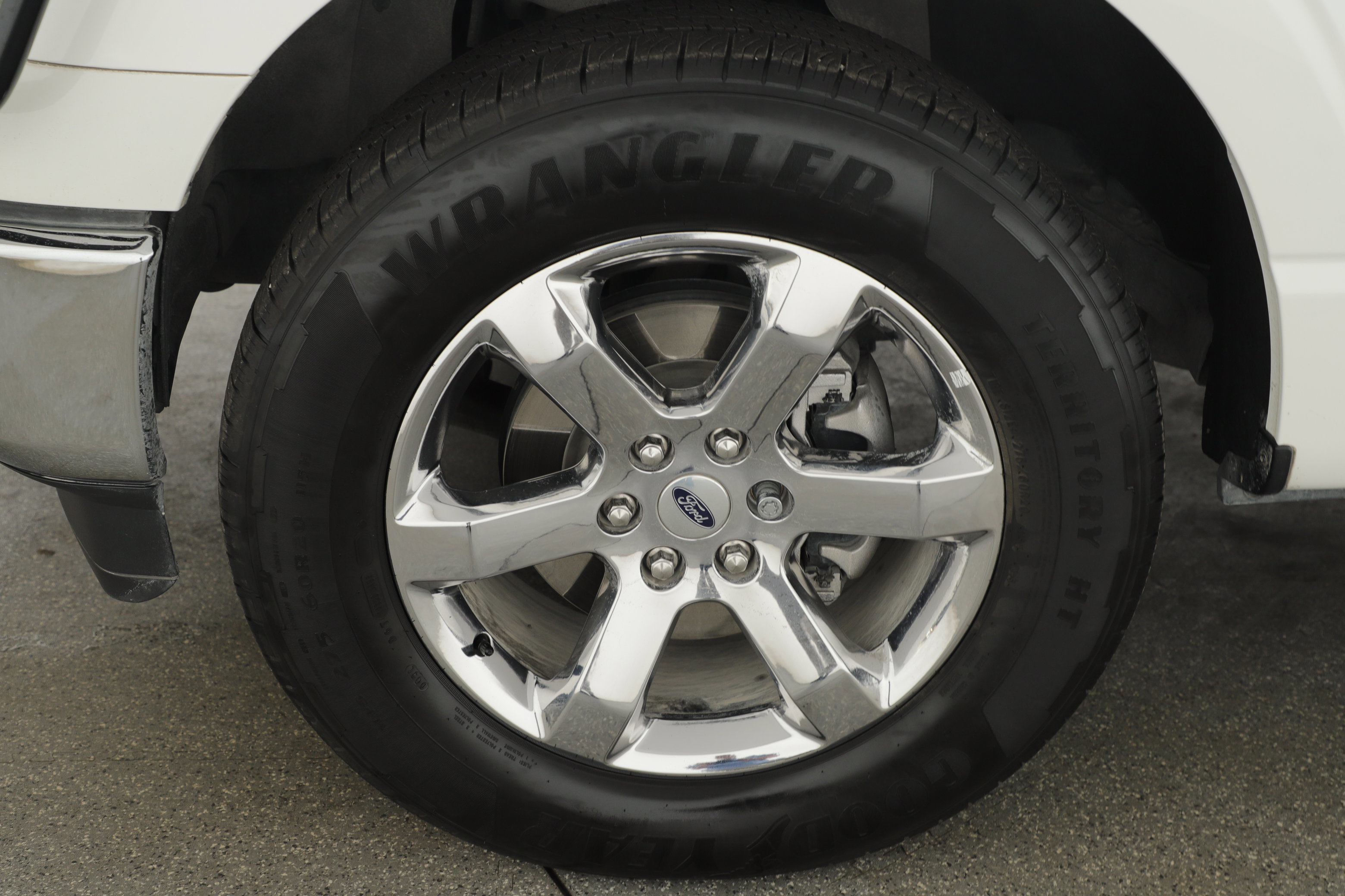 Certified 2022 Ford F150 Lariat image 4