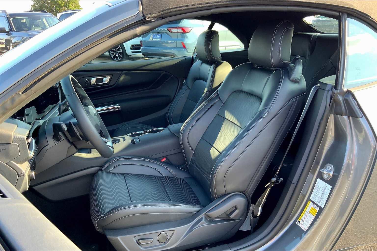 Certified 2025 Ford Mustang GT Premium image 9