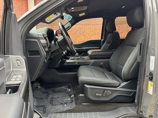 Certified 2021 Ford F150 XLT w/ Equipment Group 302A High image 24