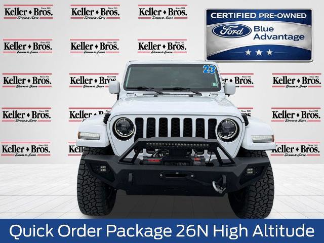 Used 2023 Jeep Gladiator Overland AWD/4WD image 2