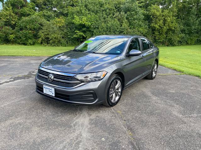 Used 2022 Volkswagen Jetta SE
