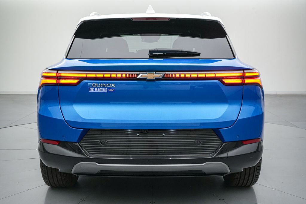 Used 2025 Chevrolet Equinox EV LT w/ Convenience Package image 5