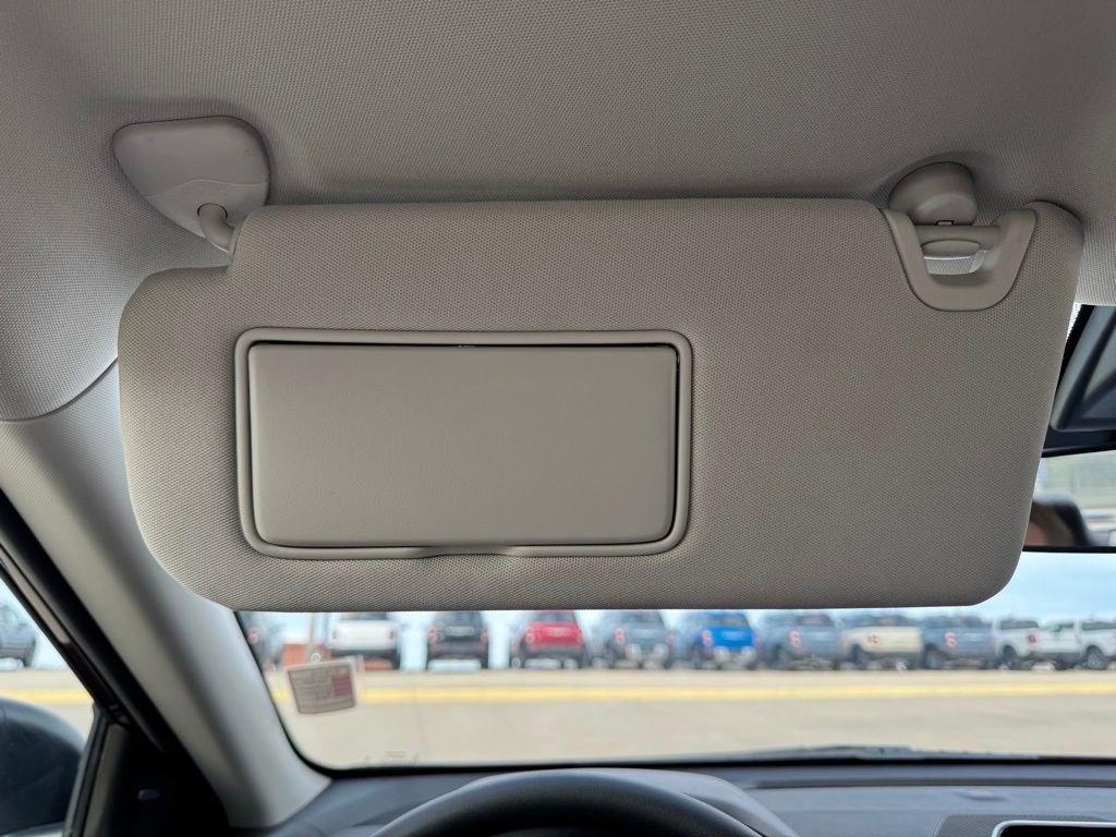 Used 2025 Nissan Altima 2.5 SV image 18