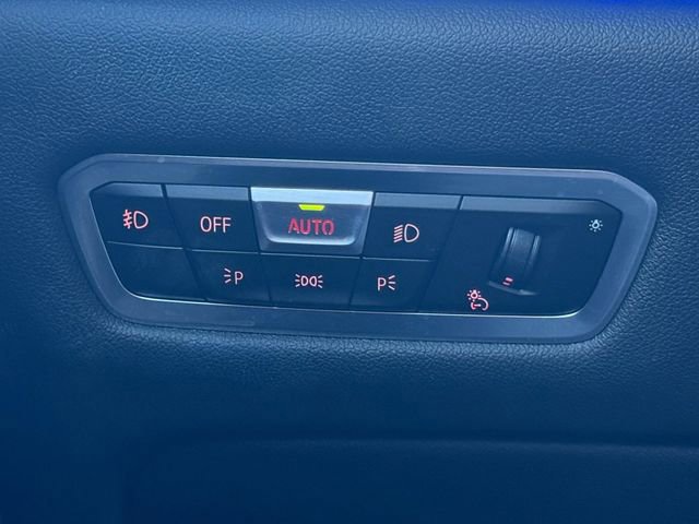 Used 2021 BMW X7 xDrive40i w/ M Sport Package image 18