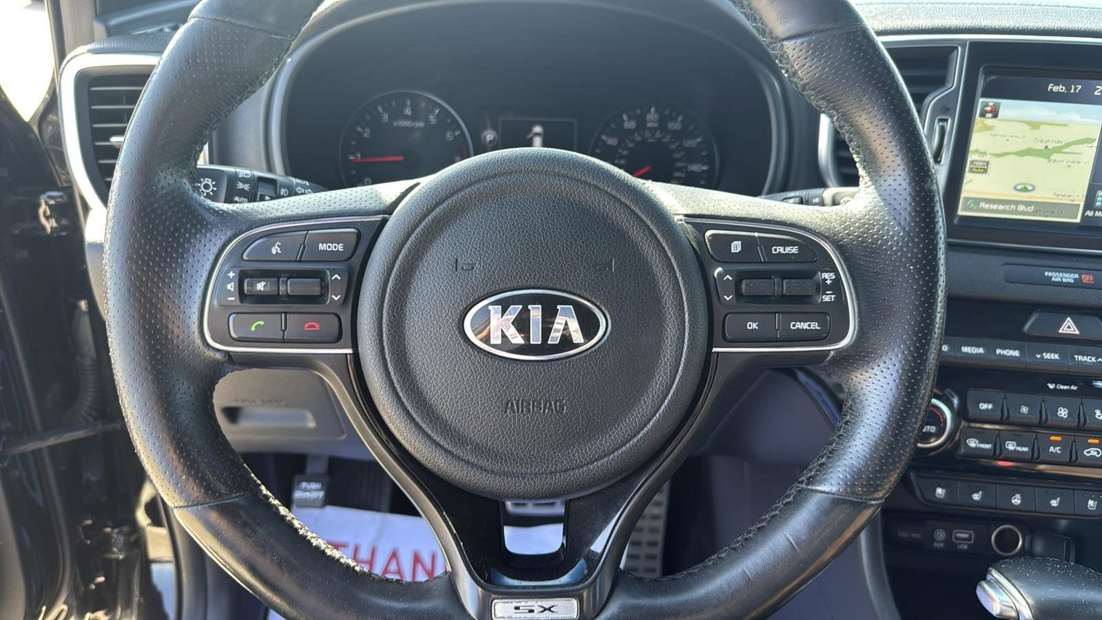 Used 2017 Kia Sportage SX image 11