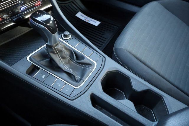 Used 2025 Volkswagen Jetta S image 27
