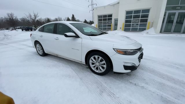 Used 2022 Chevrolet Malibu LT image 2