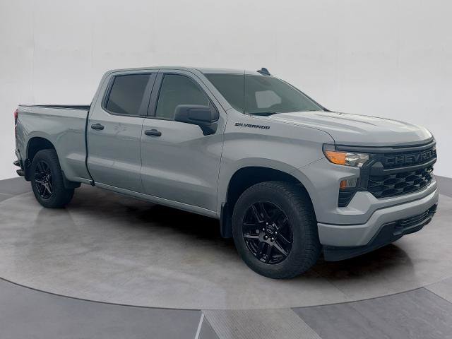 Used 2024 Chevrolet Silverado 1500 Custom w/ LPO, Dark Essentials Package AWD/4WD image 9