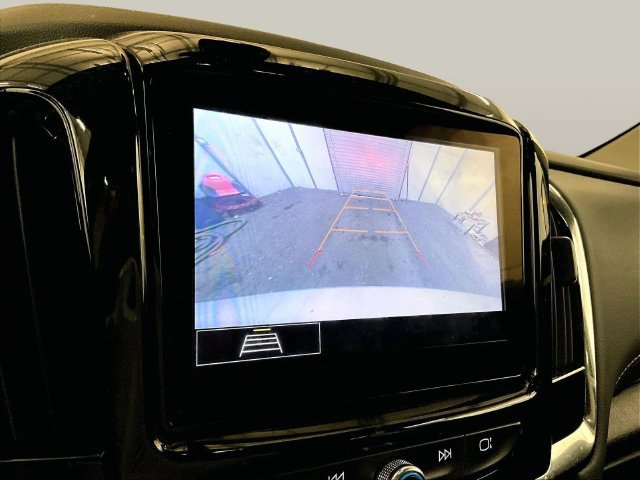 Used 2021 Chevrolet Traverse LT FWD image 20