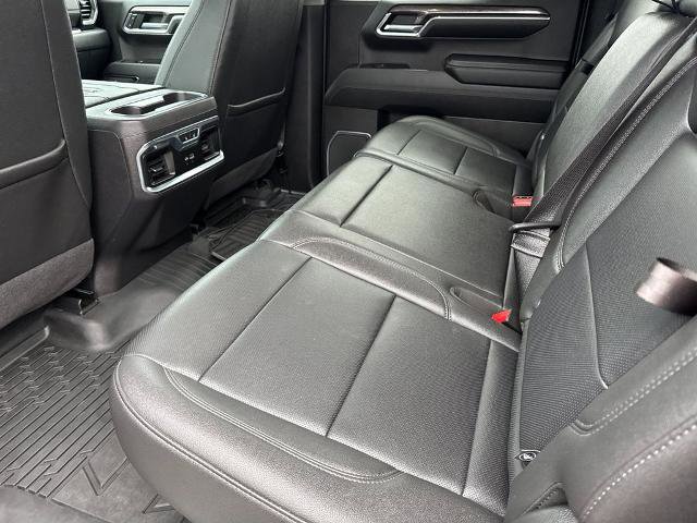 Used 2022 Chevrolet Silverado 1500 LTZ w/ Technology Package AWD/4WD image 11