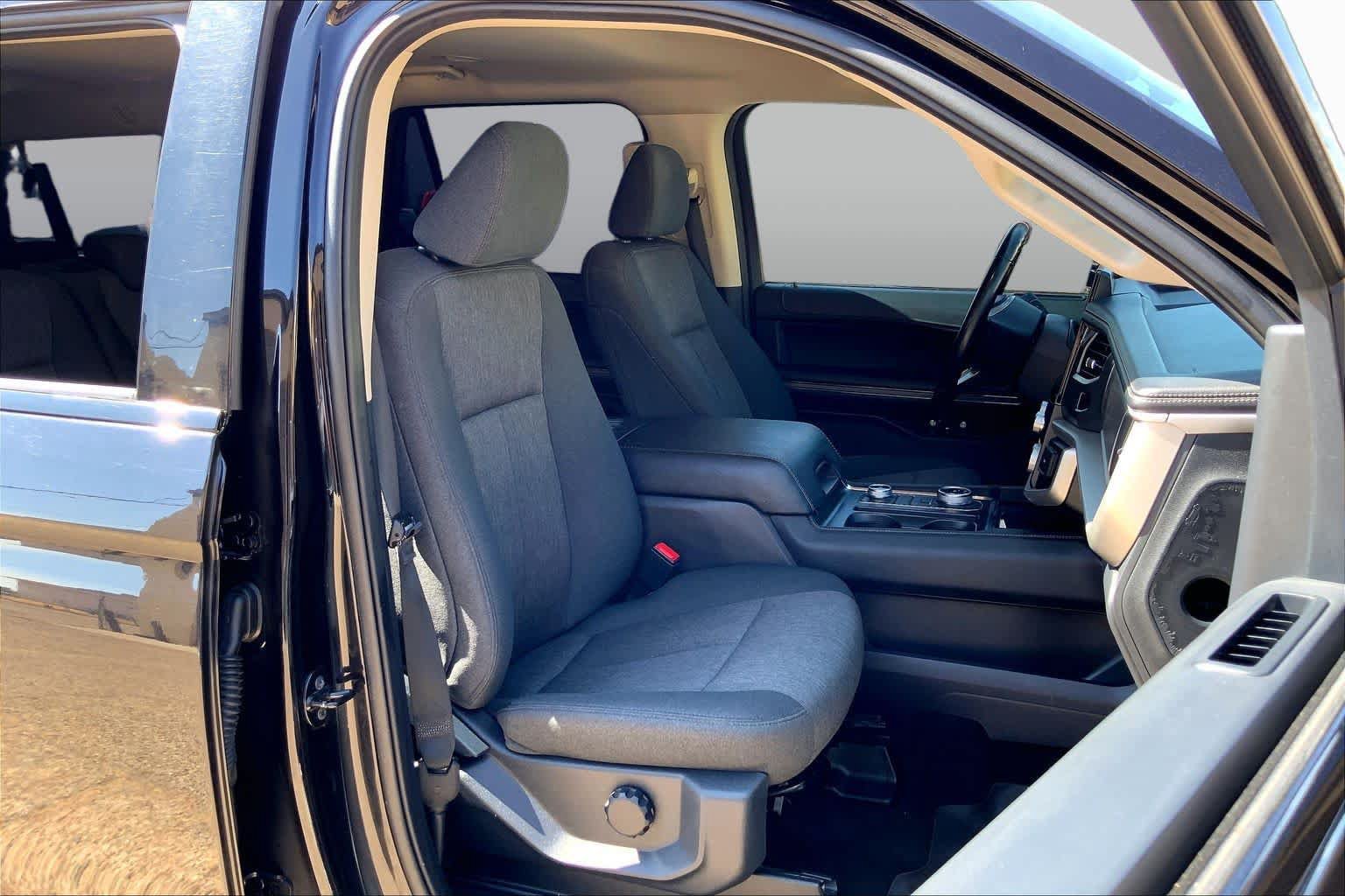 Certified 2024 Ford Expedition Max XLT AWD/4WD image 9