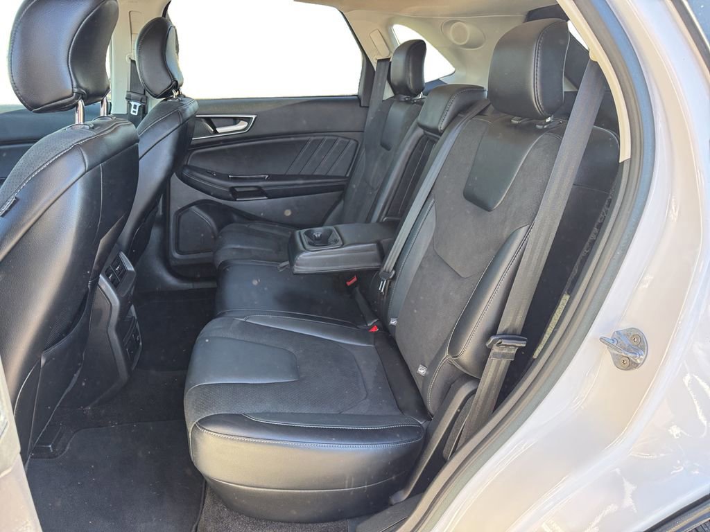 Certified 2018 Ford Edge Sport w/ Equipment Group 401A image 17