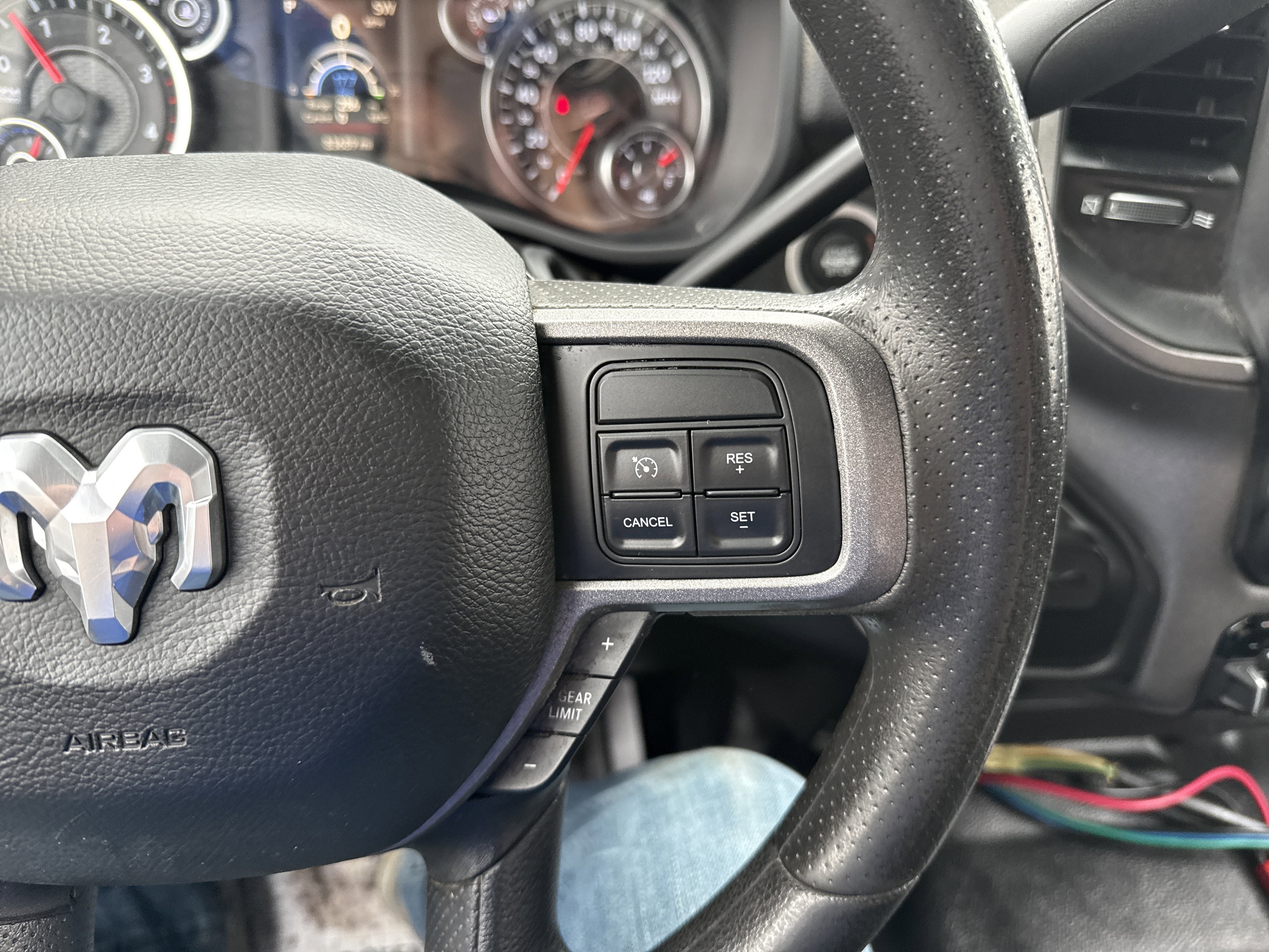 Used 2022 RAM 3500 Tradesman image 18