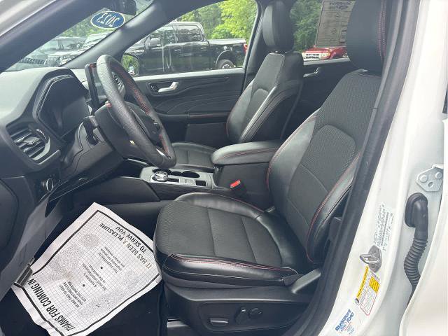 Certified 2023 Ford Escape ST-Line w/ Tech Pack #1 AWD/4WD image 14