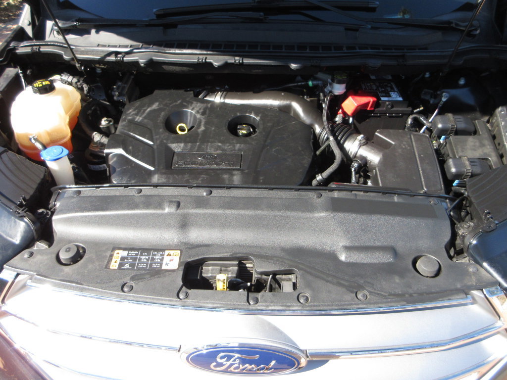 Certified 2018 Ford Edge SEL w/ Equipment Group 201A FWD image 29