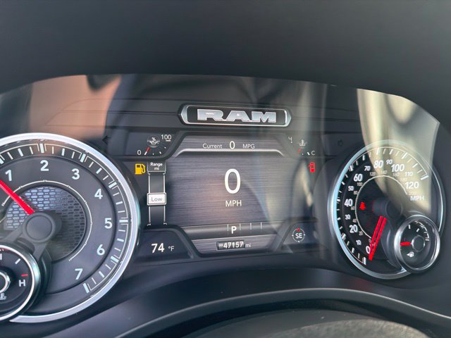 Used 2025 RAM 1500 Laramie w/ Sport Appearance Package AWD/4WD image 27