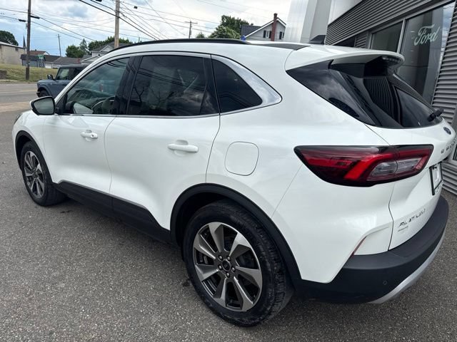 Certified 2023 Ford Escape Platinum AWD/4WD image 8