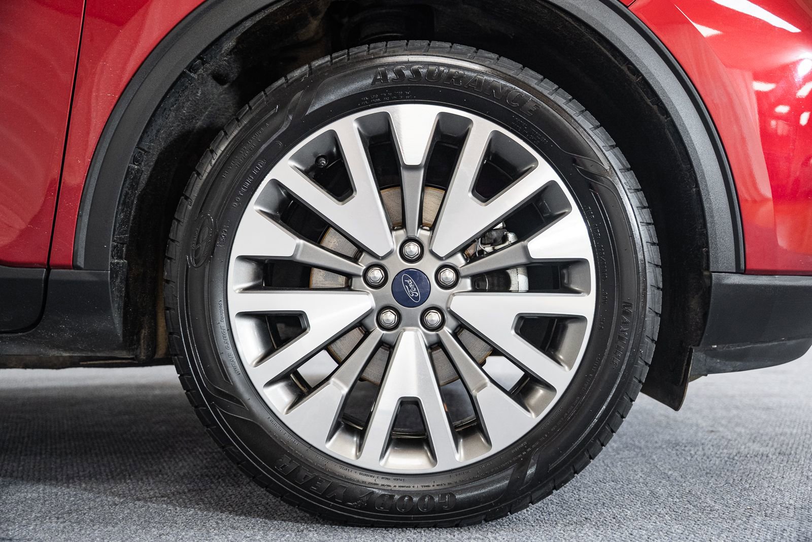 Certified 2022 Ford Escape Titanium AWD/4WD image 21