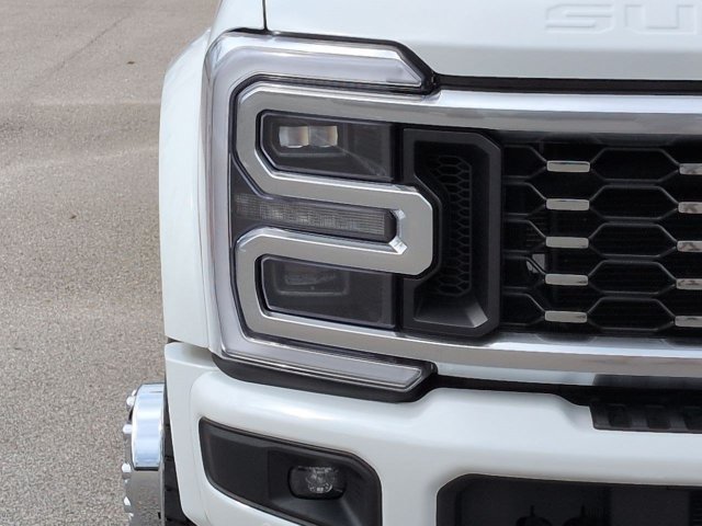 Certified 2026 Ford F450 Platinum AWD/4WD image 10