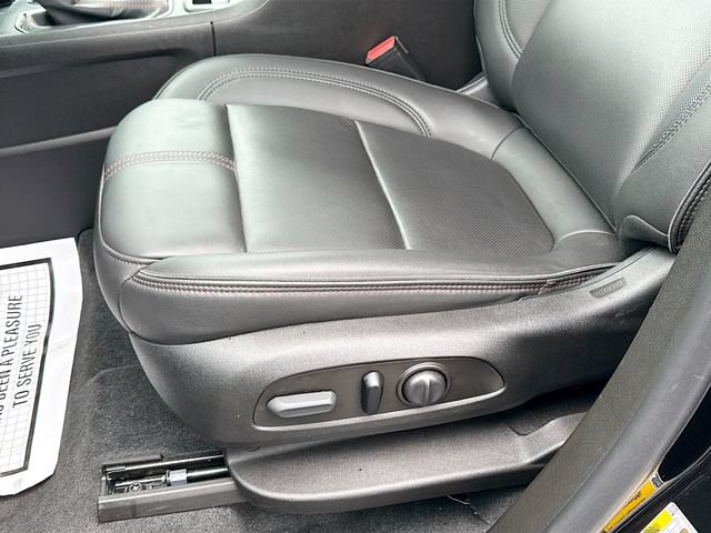 Used 2023 Chevrolet Traverse RS AWD/4WD image 26