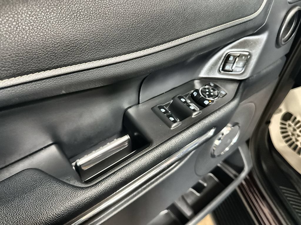 Certified 2024 Ford Expedition XLT RWD image 14