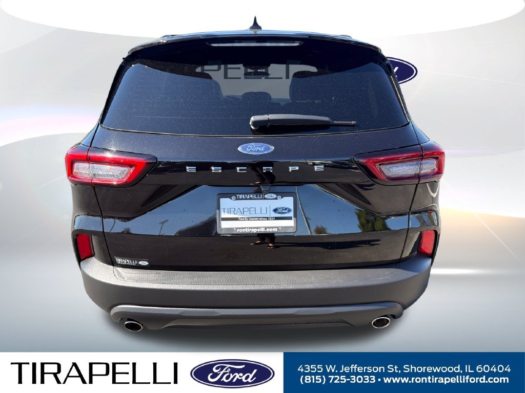 Certified 2025 Ford Escape ST-Line w/ Cold Weather Package FWD image 10