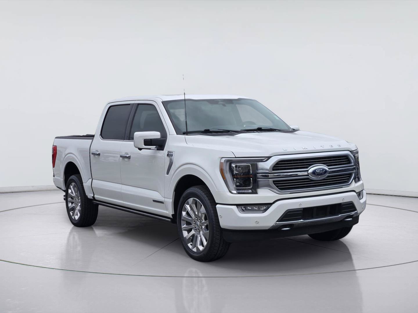 Certified 2023 Ford F150 Limited AWD/4WD image 3
