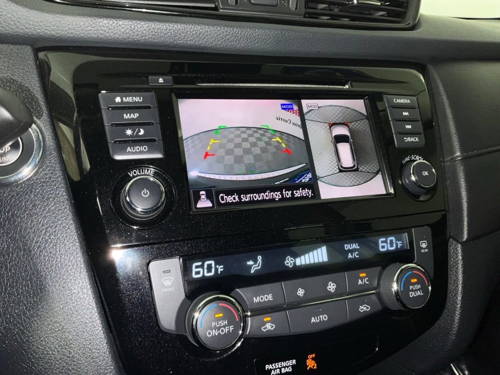 Used 2019 Nissan Rogue SV w/ Premium Package FWD image 23