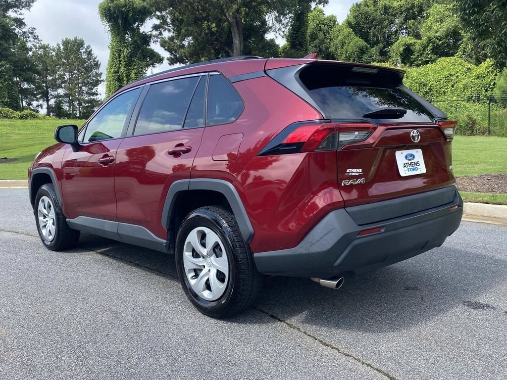 Used 2021 Toyota RAV4 LE FWD image 8