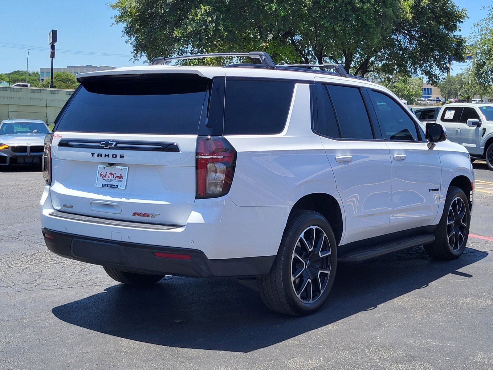 Used 2023 Chevrolet Tahoe RST w/ Luxury Package AWD/4WD image 4