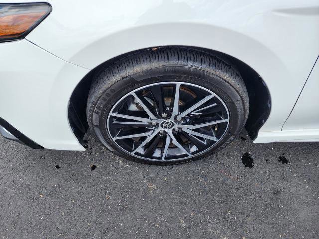 Used 2021 Toyota Camry SE FWD image 9