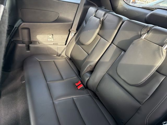 Certified 2022 Ford Explorer XLT w/ Equipment Group 202A image 15