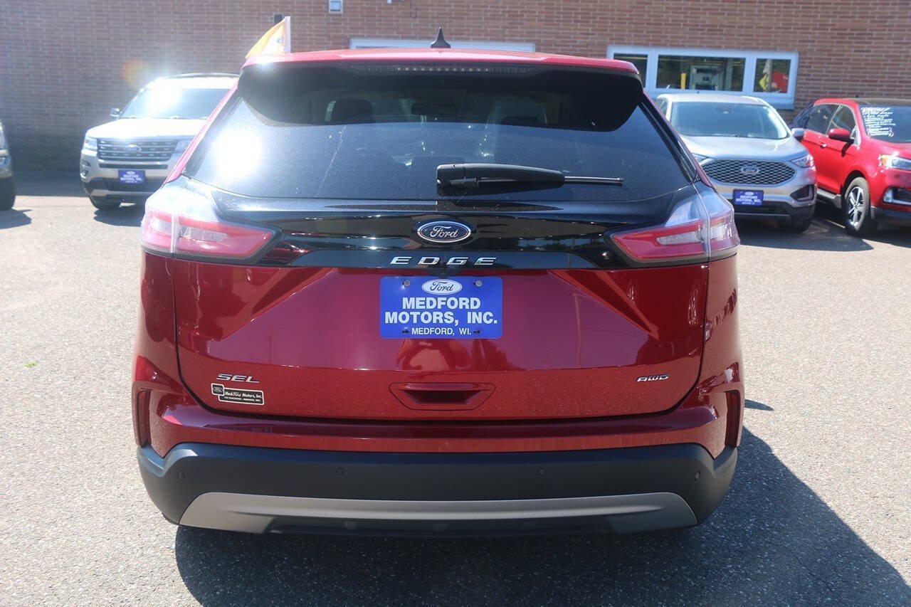 Certified 2023 Ford Edge SEL w/ Convenience Package AWD/4WD image 4