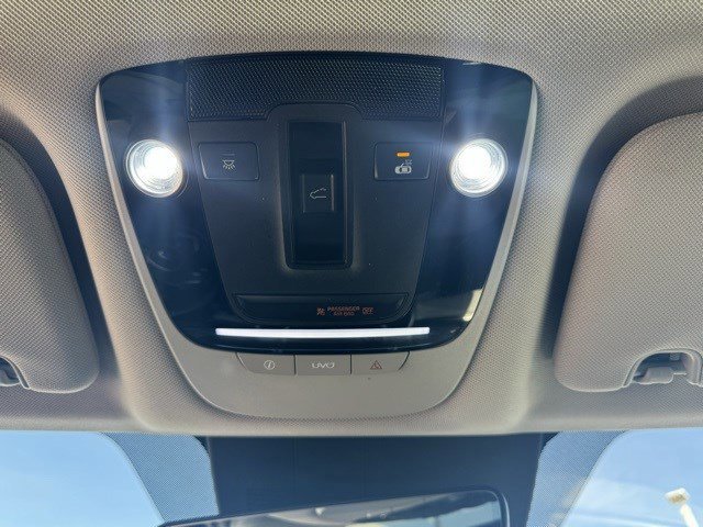 Used 2021 Kia Sorento S w/ Panoramic Sunroof Package image 19