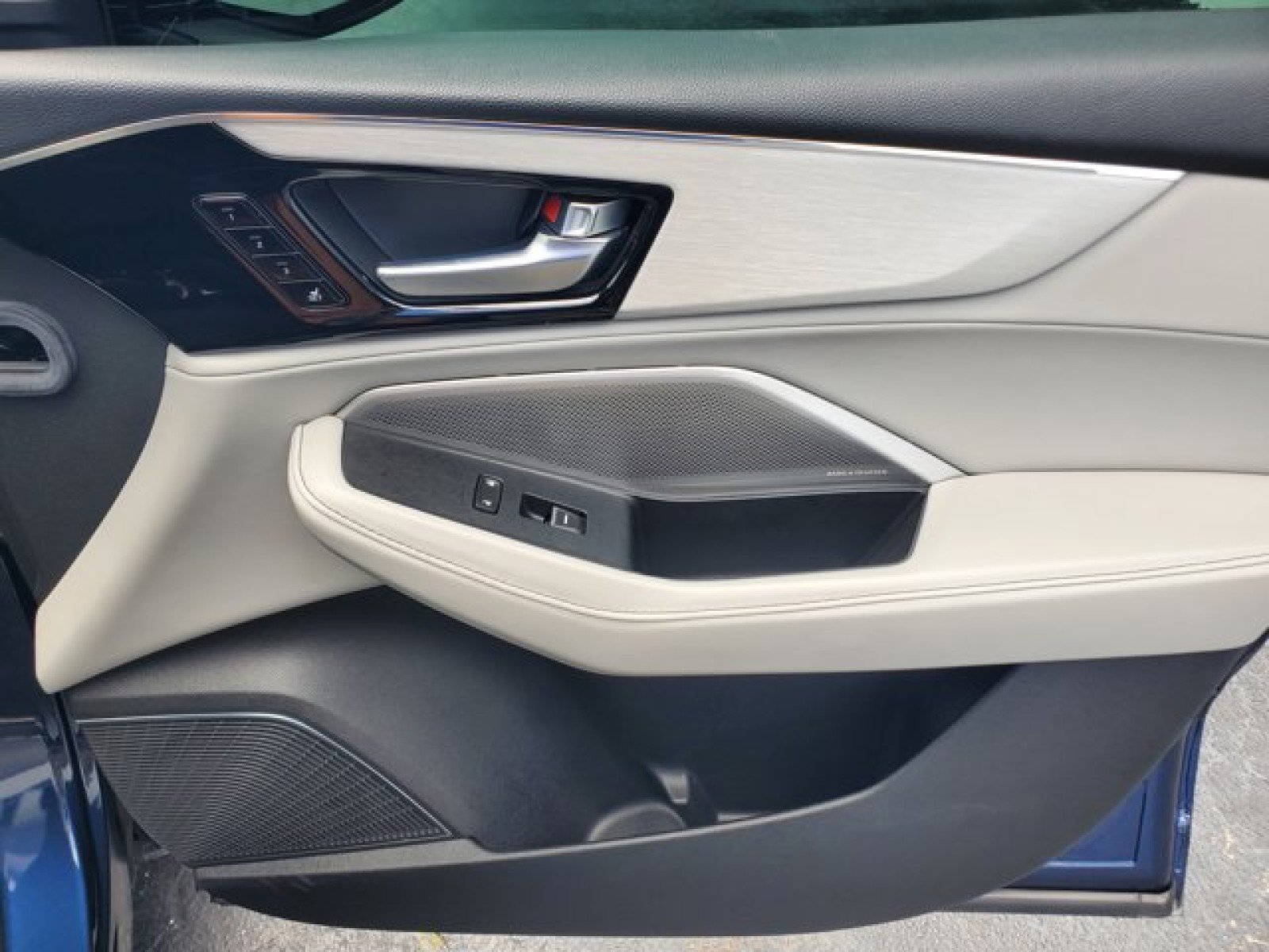 Used 2025 Acura MDX FWD w/ Technology Package image 40