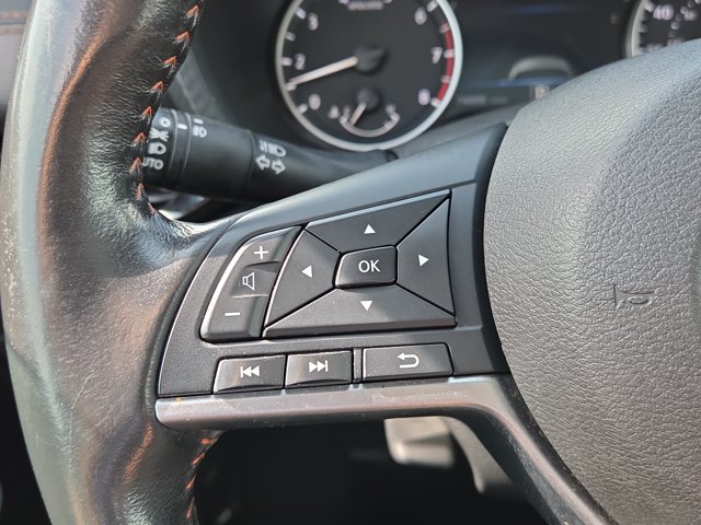Used 2022 Nissan Sentra SR w/ SR Premium Package FWD image 19