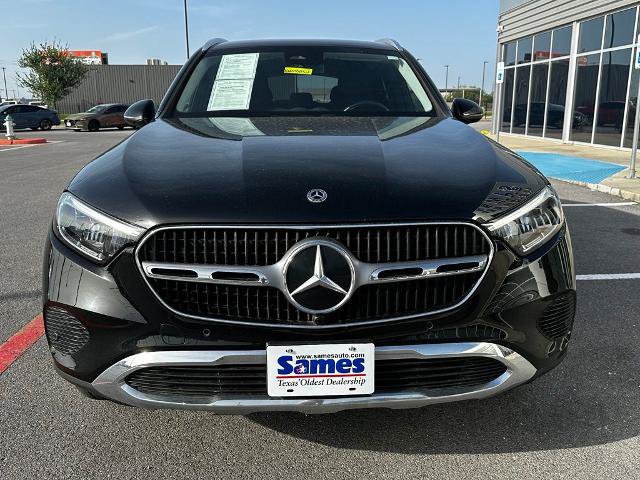 Used 2024 Mercedes-Benz GLC 300 image 4