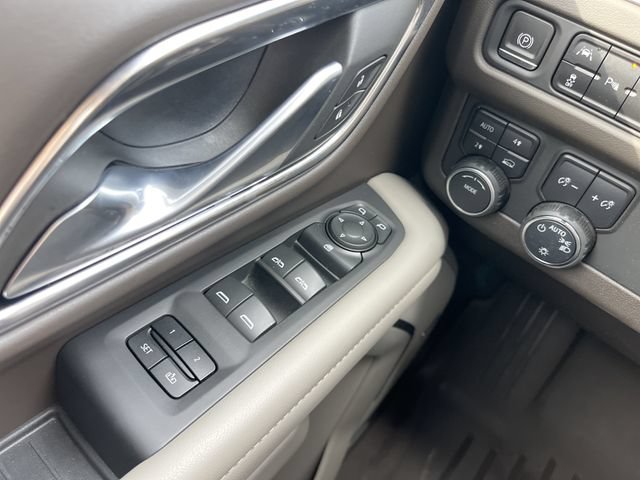 Used 2023 Chevrolet Tahoe LT AWD/4WD image 31