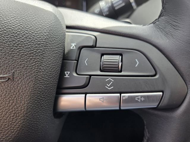 Used 2023 Cadillac XT4 Premium Luxury image 28