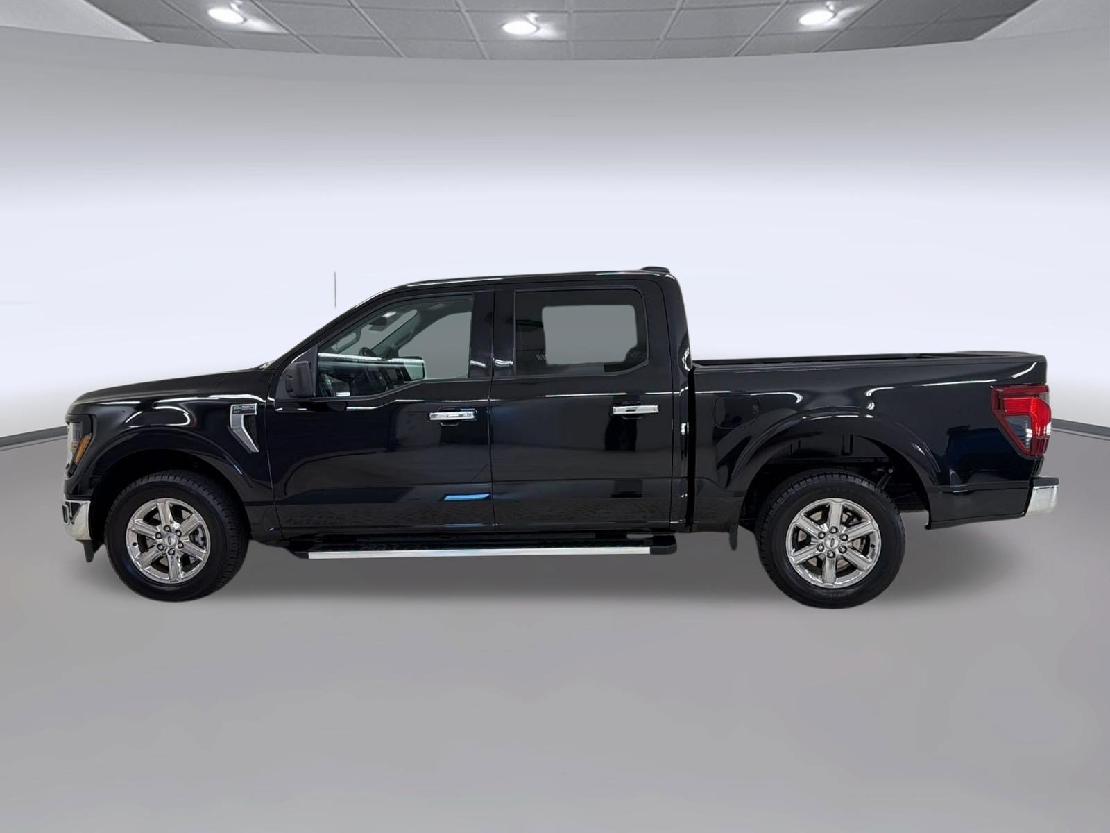 Certified 2025 Ford F150 XLT w/ Equipment Group 301A Standard RWD image 2