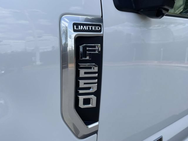 Certified 2021 Ford F250 Limited w/ FX4 Off-Road Package AWD/4WD image 36