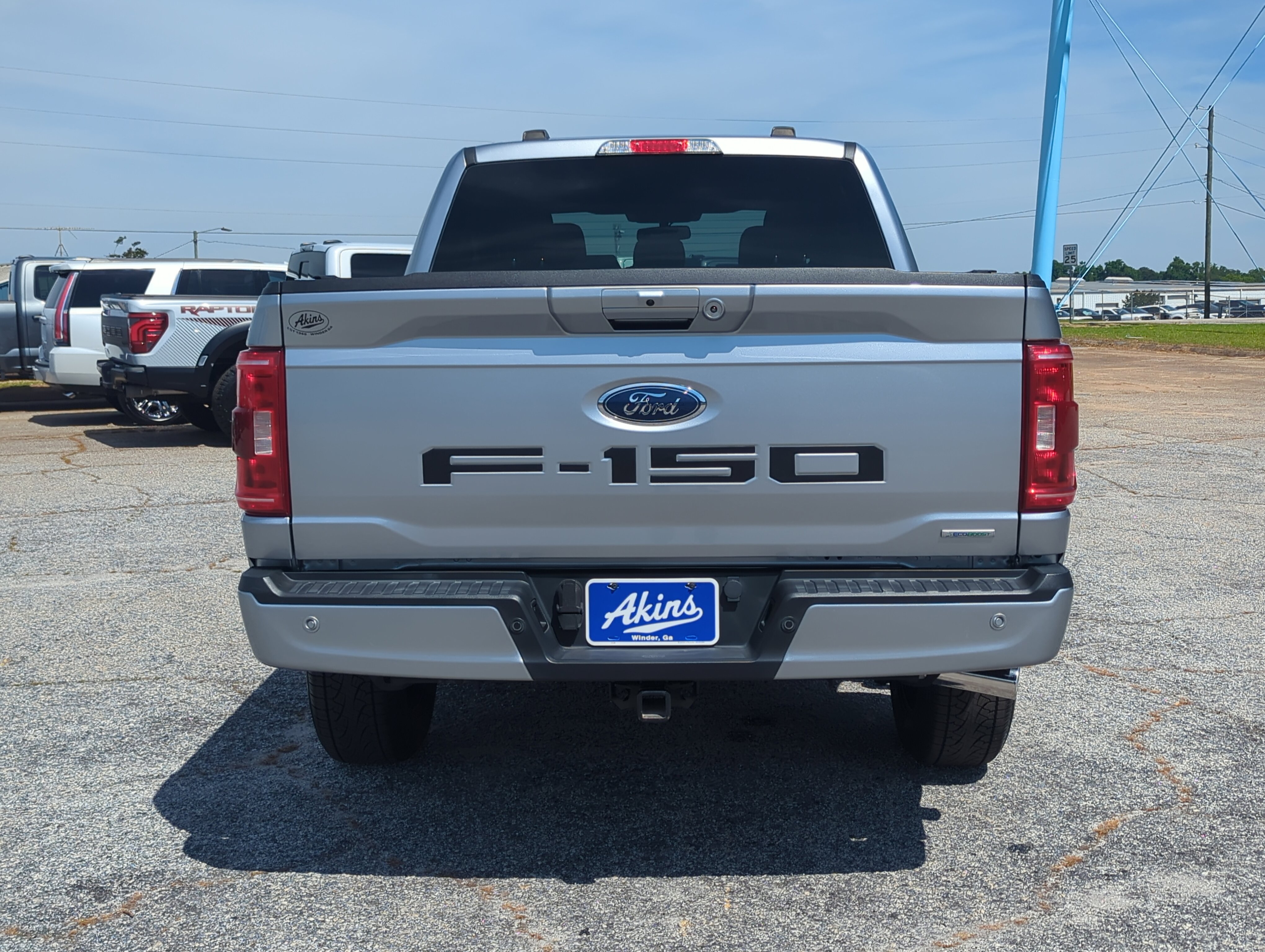 Certified 2022 Ford F150 XLT w/ Equipment Group 302A High AWD/4WD image 4