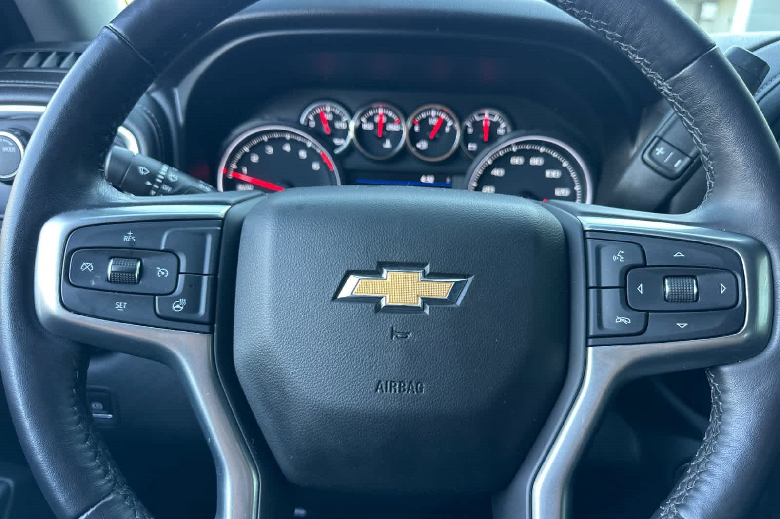 Used 2020 Chevrolet Silverado 1500 LT w/ All-Star Edition image 23