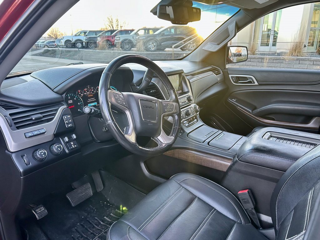 Used 2018 GMC Yukon Denali w/ Denali Ultimate Package image 7