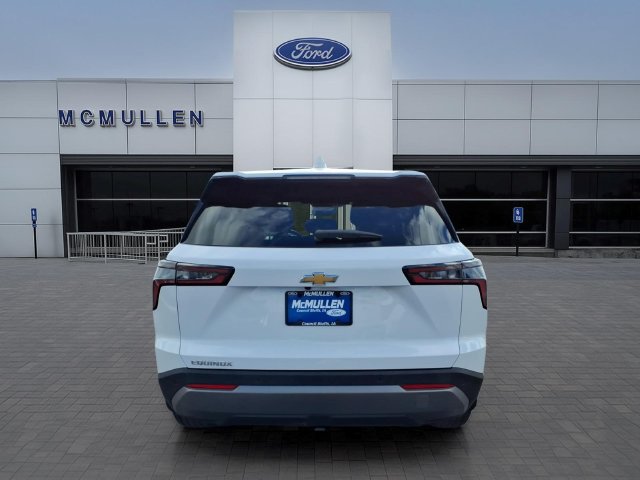 Used 2026 Chevrolet Equinox LT FWD image 6