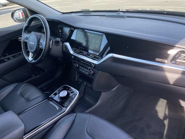 Used 2022 Kia Niro EX Premium image 36