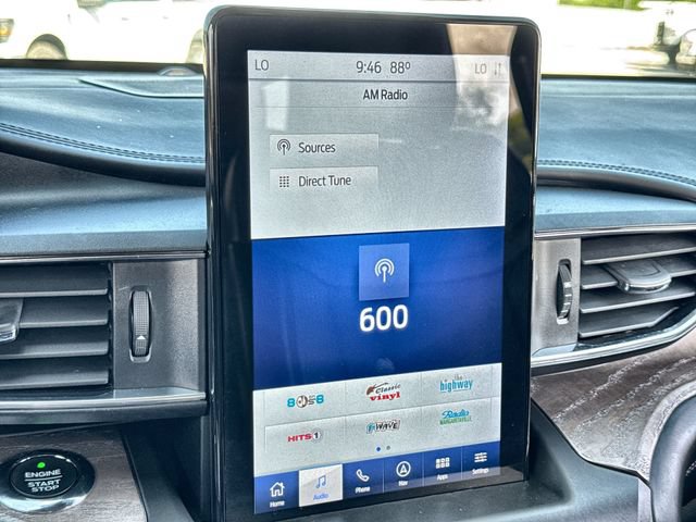 Certified 2020 Ford Explorer Platinum w/ Premium Technology Package AWD/4WD image 16