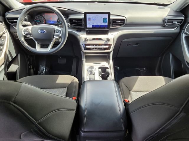 Certified 2023 Ford Explorer XLT RWD image 13